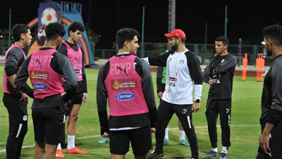 المنتخب الأولمبي يخوض تدريبات متنوعة، ومظهر ومصطفى يغادران المعسكر (صور)