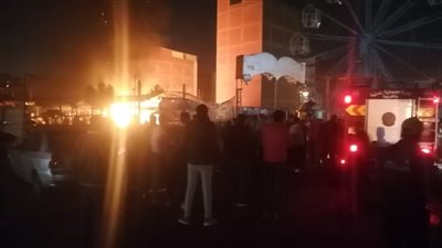 اللقطات الأولى لحريق محول كهرباء ملاهي أطفال بمنطقة العجيزي في طنطا (فيديو)