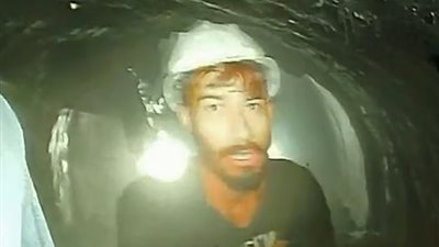 الصور الأولى لعمال الإنقاذ العالقين في نفق منهار بالهند منذ 10 أيام