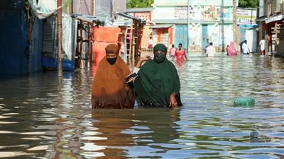 مصرع 50 شخصًا ونزوح 700 ألف في فيضانات الصومال