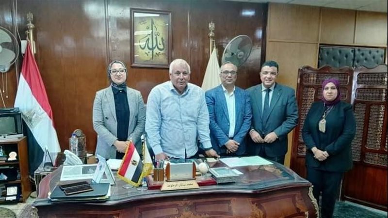 اجتماع رئيس قصور