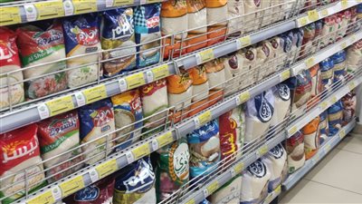 هل تشهد أسعار الأرز ارتفاعا قبل شهر رمضان؟ رئيس الشعبة يجيب