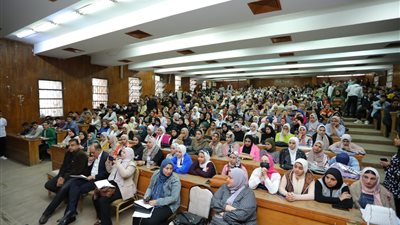 رئيس جامعة الزقازيق يستقبل مدير وكالة أنباء الشرق الأوسط 