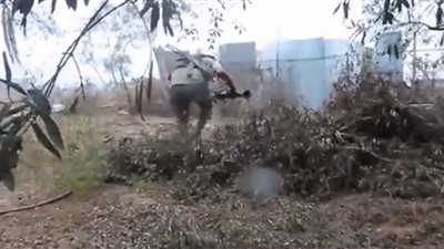 كتائب القسام تنشر مشاهد توثق إيقاع عناصر جيش الاحتلال في كمين محكم (فيديو)