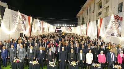 الشباب أبرز الحضور، مؤتمر حاشد للتحالف الوطني لدعم السيسي ببورسعيد (صور)