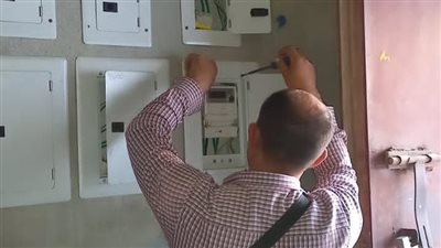 رئيس جهاز مدينة 6 أكتوبر: تنفيذ قرارات غلق وسحب عدادات المرافق للمخالفين وحملة إشغالات