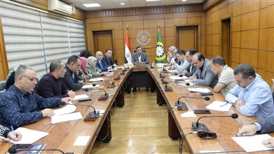 تشكيل لجنة للمرور على مصانع المنطقة الصناعية للالتزام بتطبيق معايير البيئة