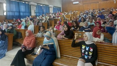 الهيئة الإقليمية لتنشيط السياحة تنظم ندوات تثقيفية لطلاب جامعة أسيوط