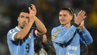 لويس سواريز يعترف بصعوبة مشاركته أساسيا مع أوروجواي بسبب نونيز