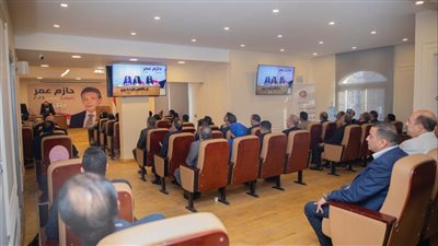 المرشح الرئاسي حازم عمر يلتقي أمانة التنظيم بحزب الشعب الجمهوري