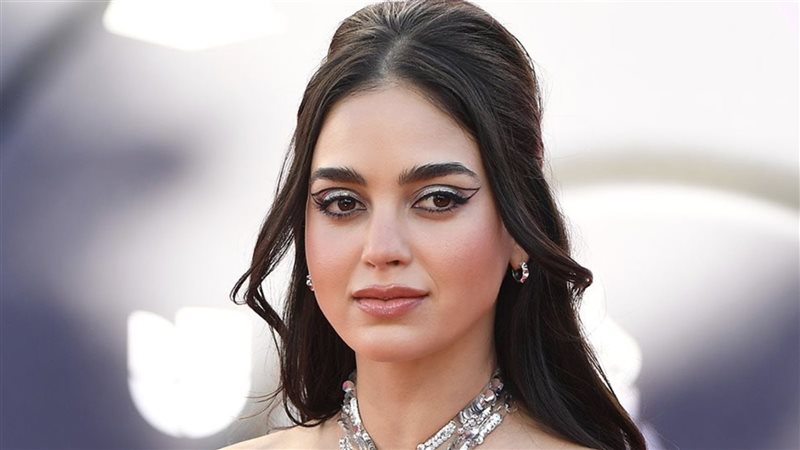 ميليسا باريرا، فيتو