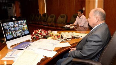 محافظ أسيوط يؤكد تنفيذ مبادرة خفض أسعار السلع الغذائية والرقابة على الأسواق