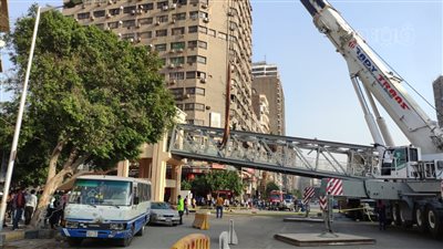 النيابة تستجوب مالك السيارة المتسببة في سقوط كوبري أحمد عرابي بالمهندسين