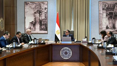 مدبولي يكشف موعد الانتهاء من تطوير منطقة سور مجرى العيون وتطوير موقع التجلي الأعظم