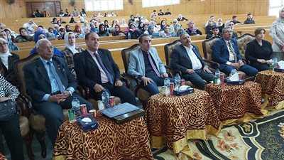 ندوة بكلية الآداب جامعة المنصورة بعنوان جيش مصر 4 آلاف سنة نصر