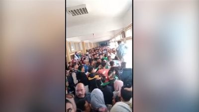 تفاصيل سقوط طالب بآداب الإسكندرية من الدور الخامس أثناء امتحان مادة علم النفس (فيديو)