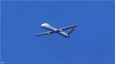 سفينة أمريكية تسقط طائرة حوثية بالقرب من باب المندب 