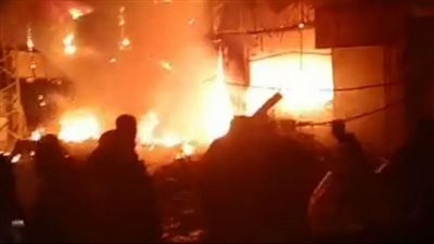 شهداء وجرحى في استهداف الطيران الإسرائيلي لمبنى سكني في النصيرات بغزة (فيديو)