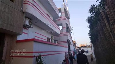 القلعة البيضاء في الغربية، محب للزمالك يطلي منزله بألوان النادي (صور)