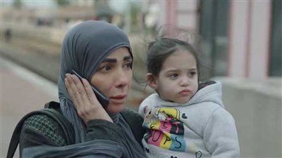 منى زكي: محتاجين نغير قوانين كتير للمرأة والطفل 