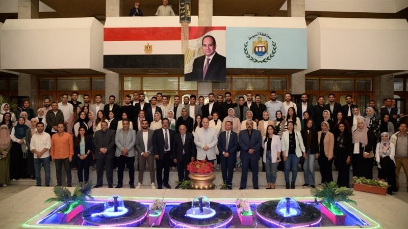طلاب فنون جميلة اسكندرية