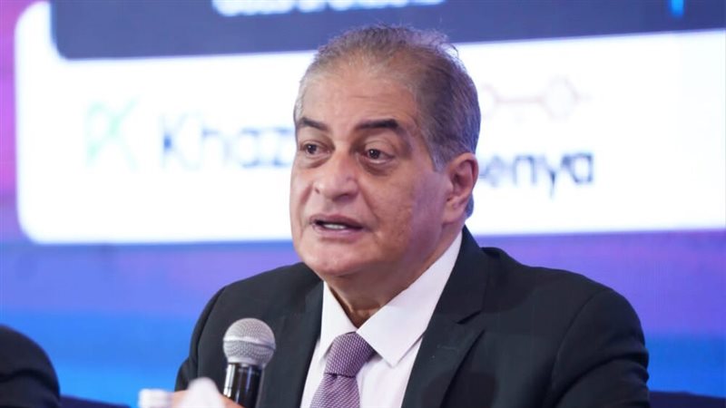 أسامة كمال, فيتو