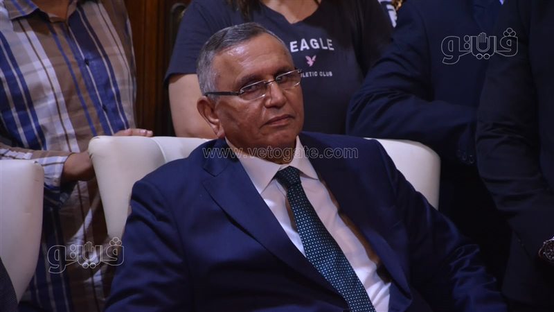 الدكتور عبد السند