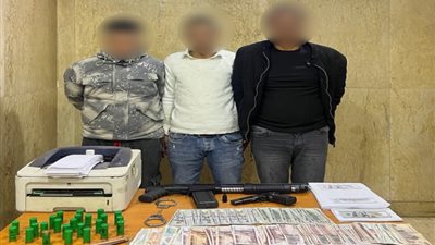 ضبط 3 أشخاص بتهمة النصب على المواطنين في القاهرة 