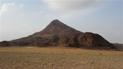 تفسير رؤية الجبل في المنام وعلاقته بالمرور ببعض المشكلات 