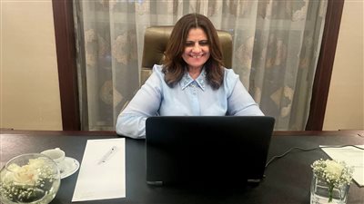 بشرى سارة بشأن التحويلات الخاصة بمبادرة استيراد سيارات المصريين بالخارج