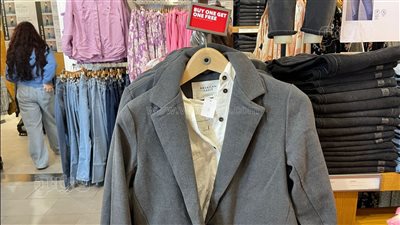 تخفيضات الجمعة البيضاء، سويت شيرت American eagle بـ2200 جنيه (صور)