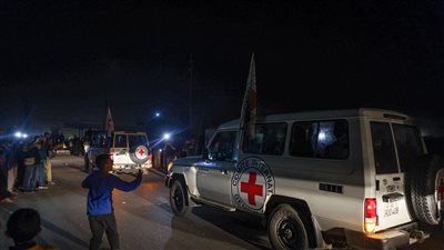 مصر تتلقى قائمة من حماس بأسماء أسرى جدد للإفراج عنهم اليوم 