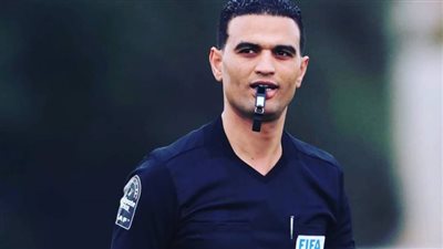 طاقم حكام مباراة الزمالك وأبو سليم الليبي يصل القاهرة