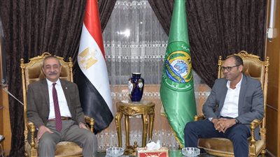 محافظ الإسماعيلية: نفخر بما حققته منظومة التأمين الصحي الشامل 