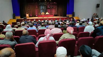 لقاء جماهيري موسع بين مستشار الرئيس ومحافظ الوادي الجديد وأهالي الداخلة 