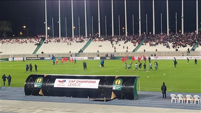 مجموعة الأهلي، شباب بلوزداد يتقدم 2-0 علي يانج أفريكانز في الشوط الأول (صور)