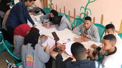  ورش مسرح وحرف يدوية بمشروع 