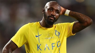 فوفانا يبرر ثورته الغاضبة ضد مدرب النصر (فيديو)