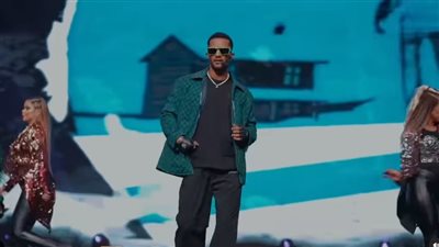 رقص هيستيري لـ محمد رمضان على أغنية 