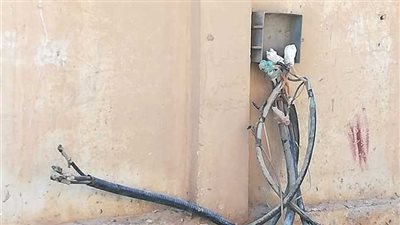  5 تحذيرات من الكهرباء بسبب الكابلات المكشوفة