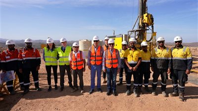 وزير البترول يتفقد مواقع شركة مناجم النوبة 