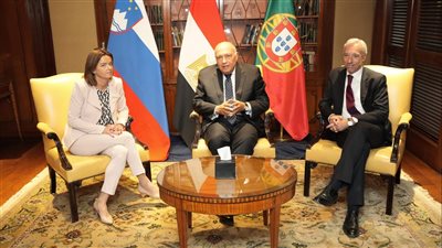 بدء مباحثات ثلاثية بين سامح شكري ووزيري خارجية البرتغال وسلوفينيا (صور)