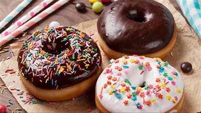 طريقة عمل الدونتس، زي الجاهز وبأقل التكاليف