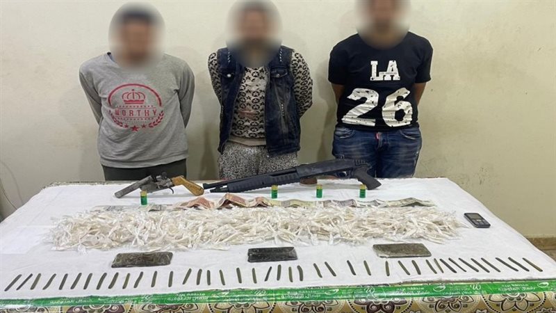 ضبط 12عاطلا بحوزتهم