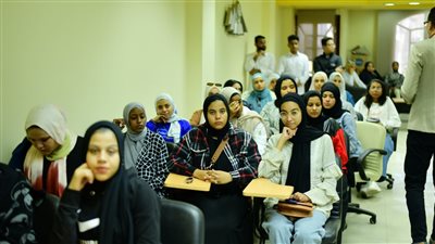 طيبة التكنولوجية تنظم زيارات ميدانية للطلاب ببرنامج تكنولوجيا الخدمات السياحية