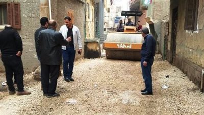 محافظ الشرقية يتابع أعمال الرصف بمدينة الإبراهيمية