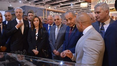 إطلاق أول ماكينة ATM لبيع سبائك الذهب 