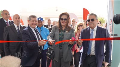 وزيرة التخطيط تؤكد أهمية تحفيز المتميزين في جميع المؤسسات