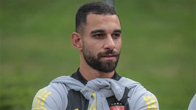 عمرو السولية يشارك فى مران الأهلي ويعلن جاهزيته لرحلة الجزائر