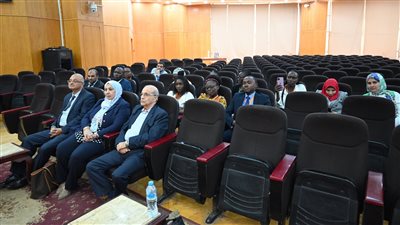 بمشاركة 6 دول أفريقية، جامعة الفيوم تختتم الدورة التدريبية الدعائم الأساسية لمكافحة العدوى 